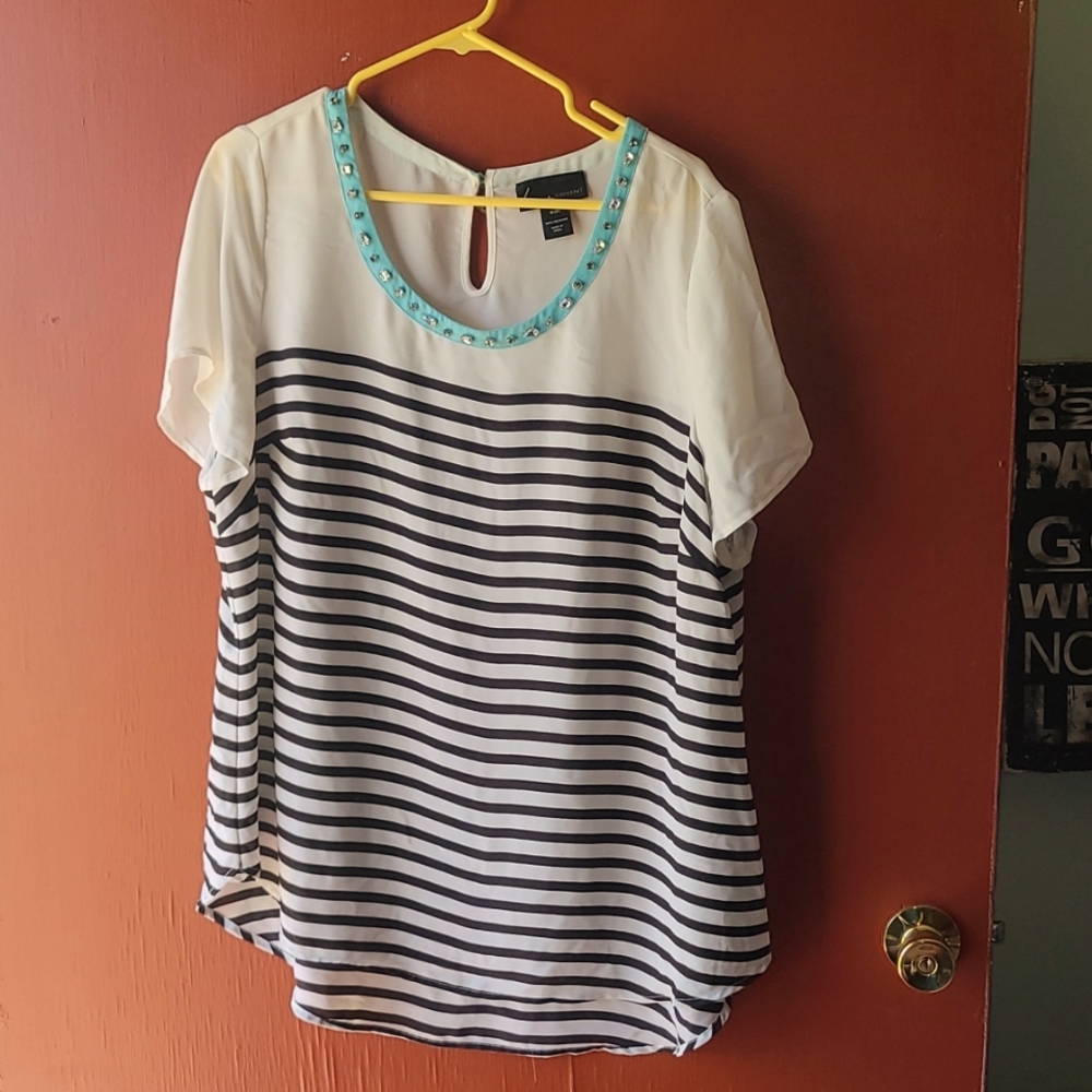 2/$10 Lane Bryant blouse